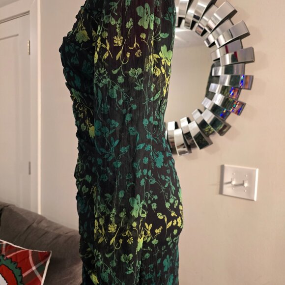 A New Day Floral Green Mini Dress - Picture 5 of 6